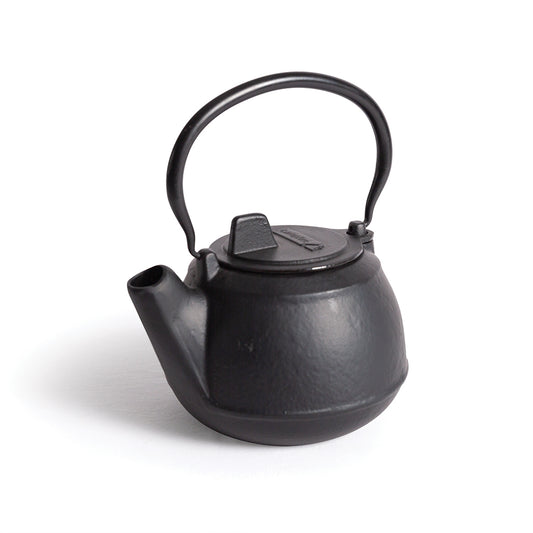 Camfire Kettle Cast Iron 1.9L (2 Quart)  [SKU: CFR16034] - Seagull