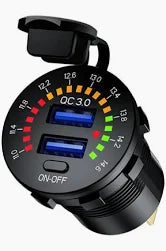 SOCKETS - Dual QR3 Charger/Volt Meter - LUMENO